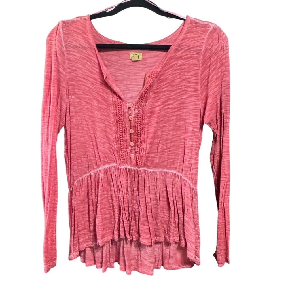 True Craft Top Womens Small Crochet Lace Slub Knit Peplum Coral Pink Boho Blouse